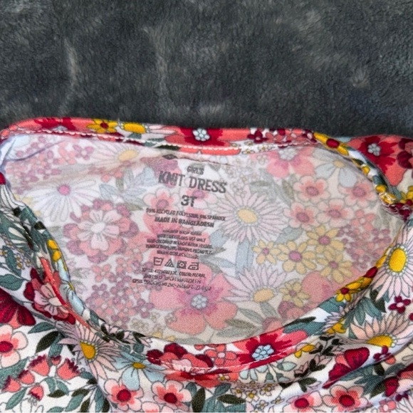 Girls Dress Bundle | 3T | 4 Dresses - Picture 2 of 8